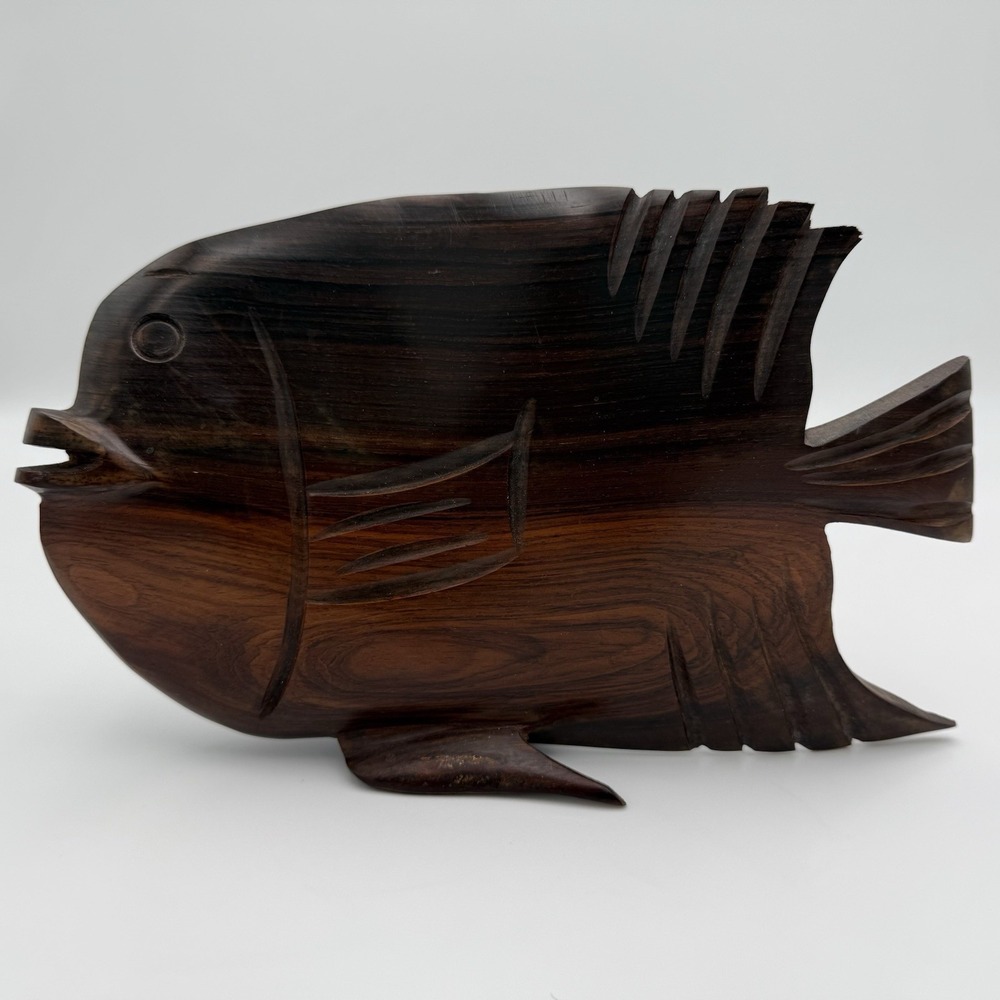 Vintage Wooden Fish Tropical Hand Carved Beach Decor Carved Figurines